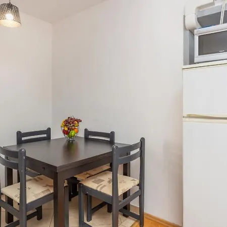 2 With Pool Island Krk By Guid * ריסיקה