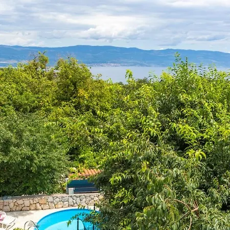 2 With Pool Island Krk By Guid וילה *